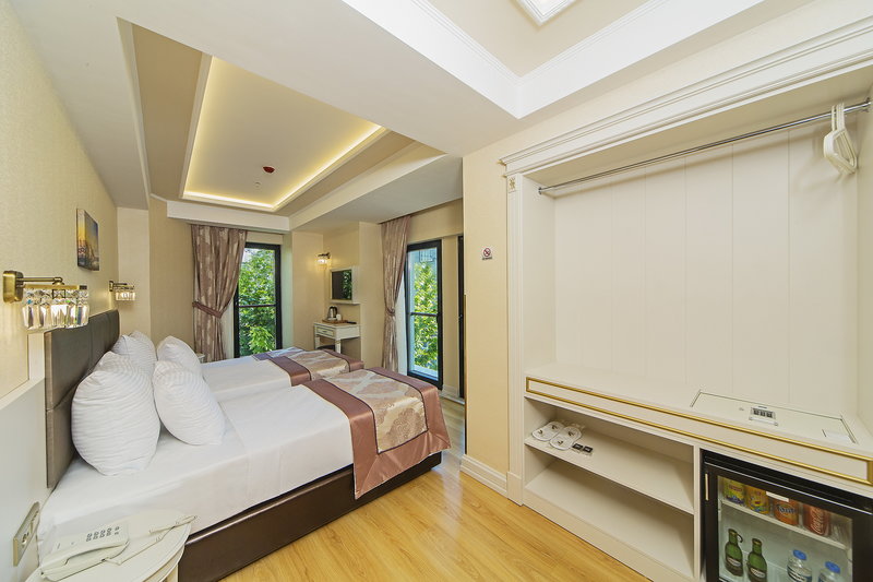 Grand Naki Hotel 16