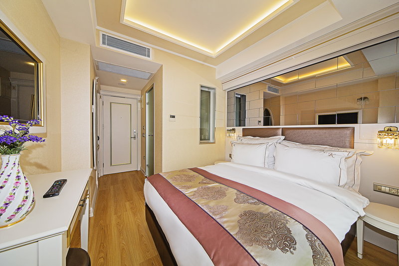 Grand Naki Hotel 18