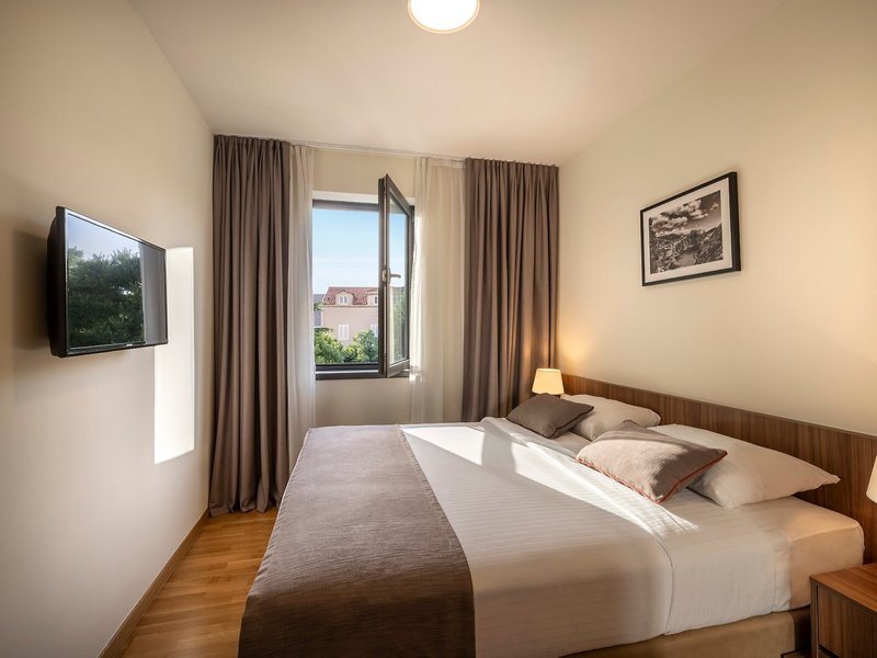 Apartments Villas Srebreno 9