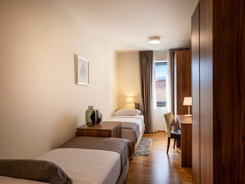 Apartments Villas Srebreno 21