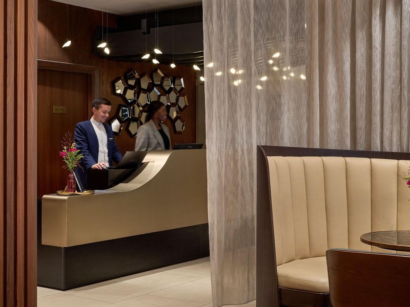 MAISON ALBAR Hotel Paris Celine 10