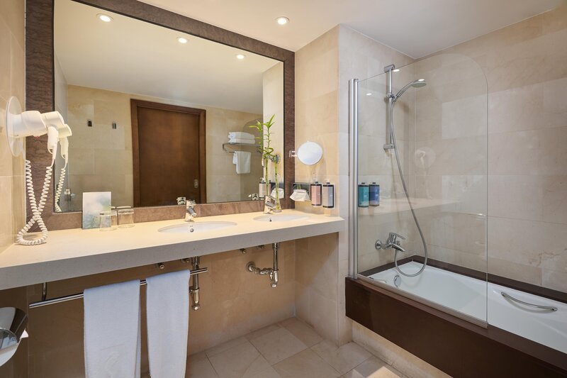 Hipotels Sherry Park 36 - Bathroom Example
