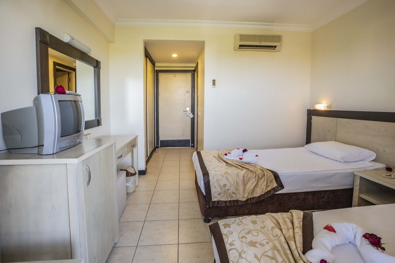Silver Hotel 10