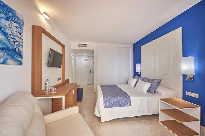 Ibersol Torremolinos Beach 13