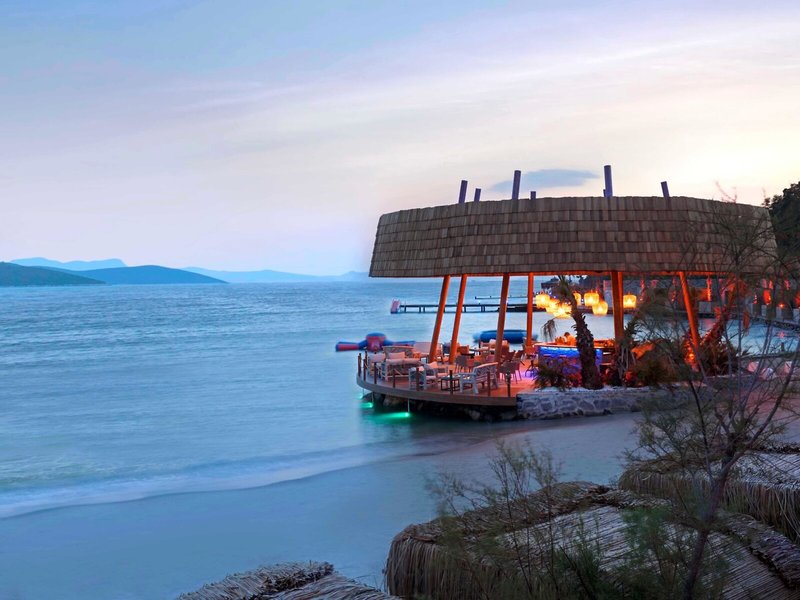 LUX Bodrum Resort & Residences 11