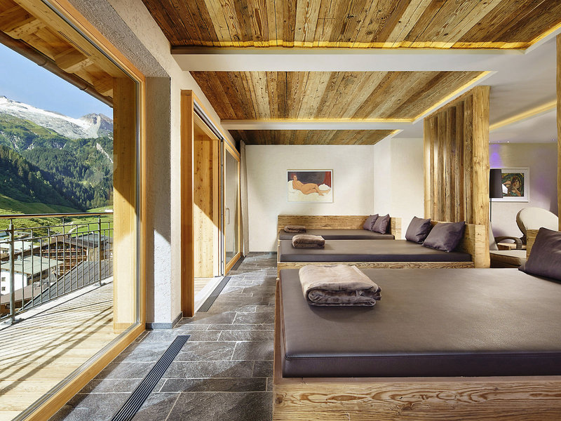 Hotel Berghof - Crystal Spa & Sports 22