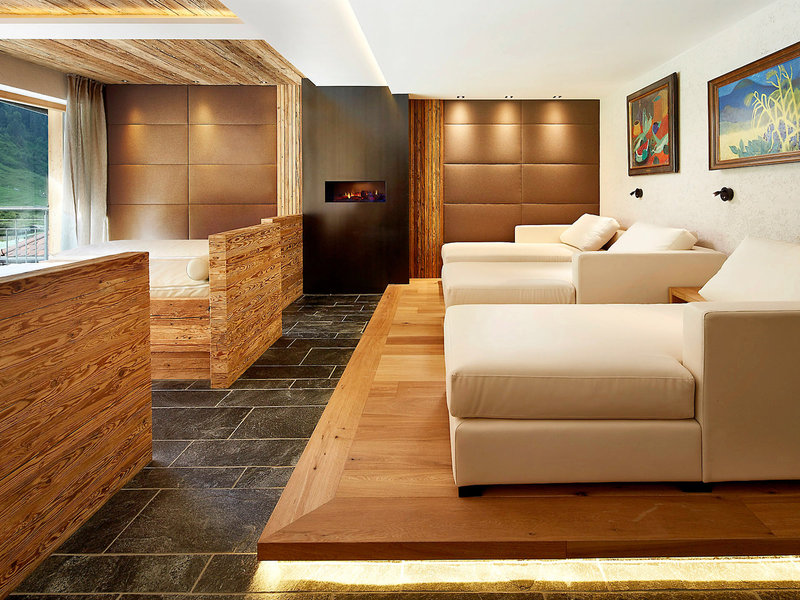 Hotel Berghof - Crystal Spa & Sports 23