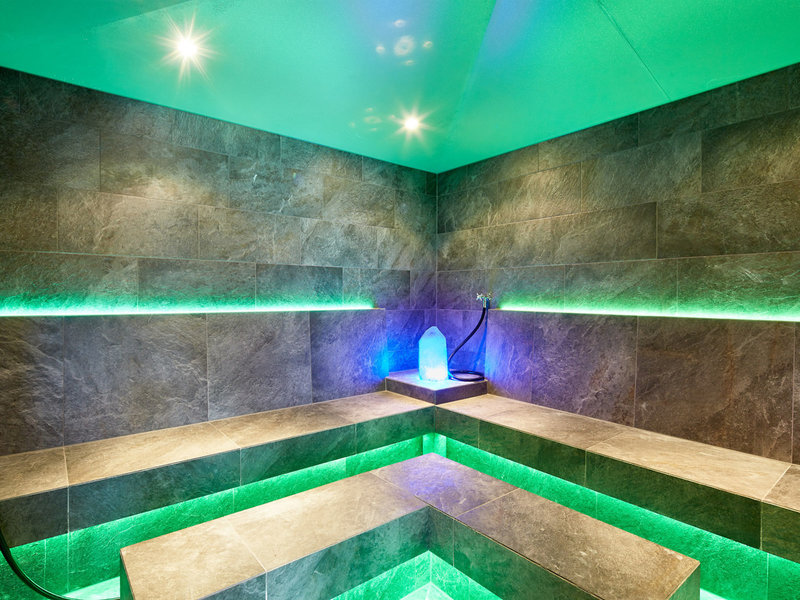 Hotel Berghof - Crystal Spa & Sports 32