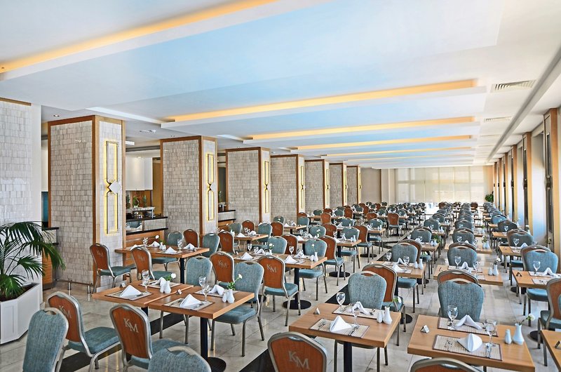 Korumar Hotel De Luxe 17