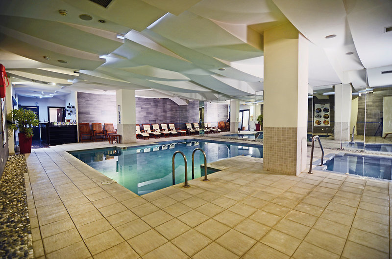 Korumar Hotel De Luxe 31