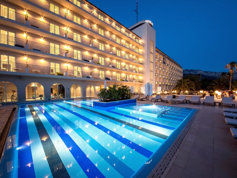 Bluesun Hotel Jadran 18