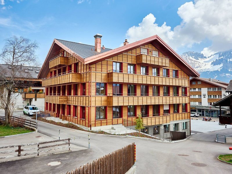 Apart Hotel Adelboden am Dorfplatz 1