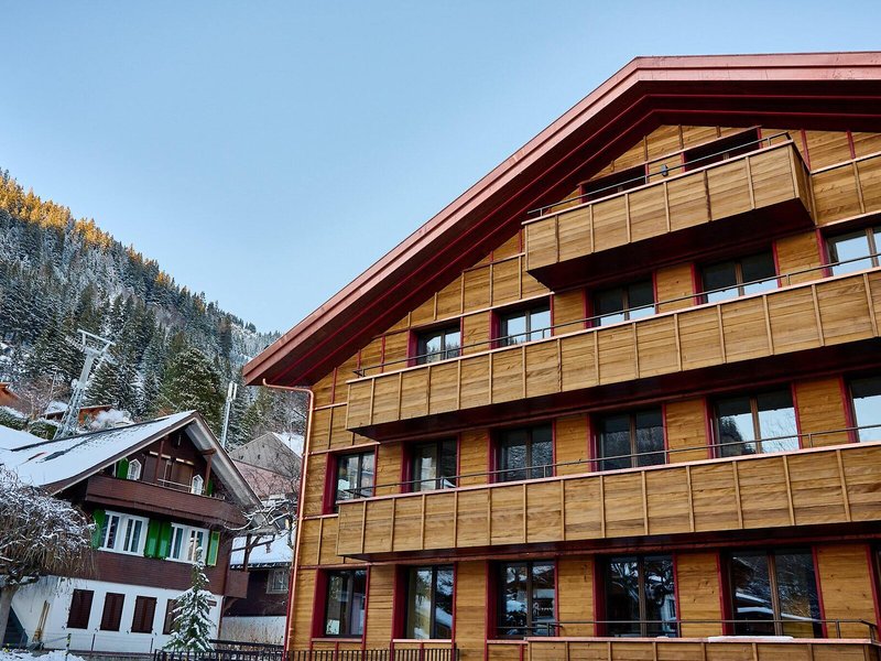 Apart Hotel Adelboden am Dorfplatz 5