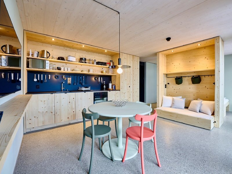 Apart Hotel Adelboden am Dorfplatz 9