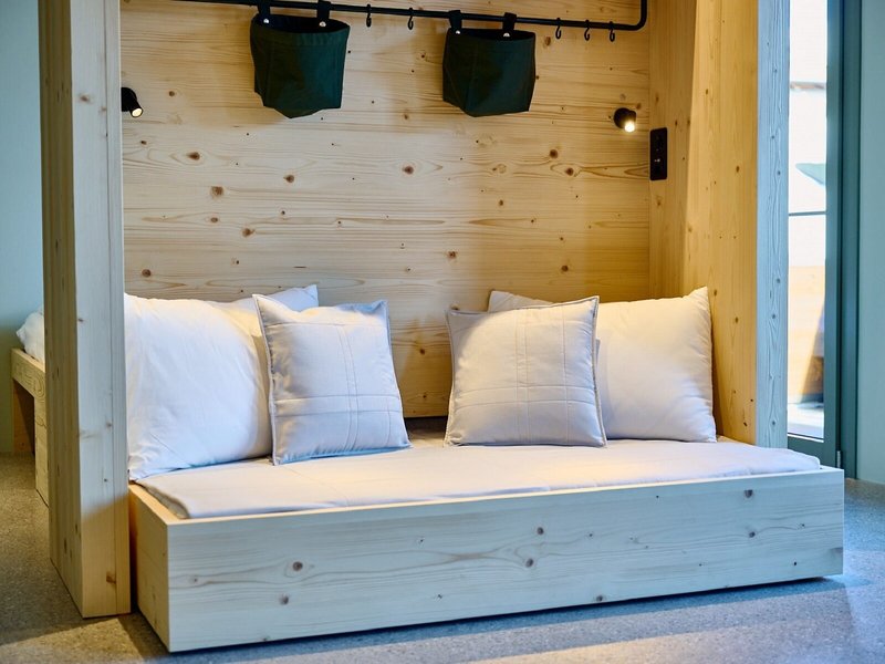 Apart Hotel Adelboden am Dorfplatz 17