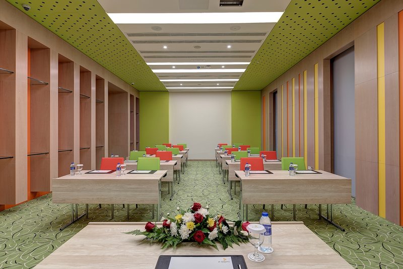 Al Khoory Atrium Hotel 7