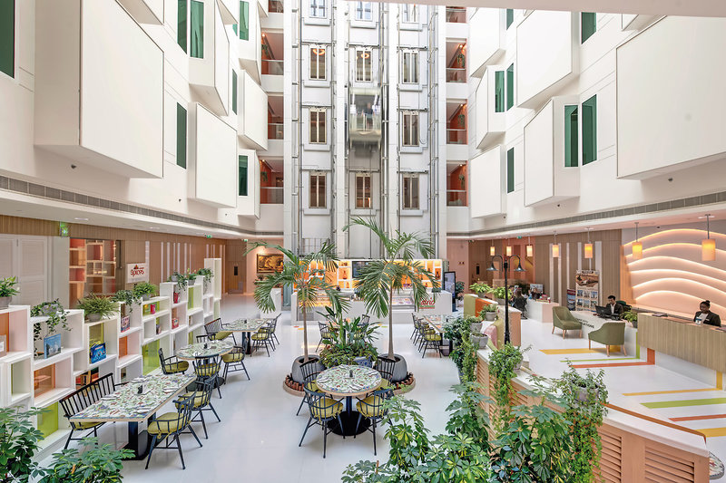 Al Khoory Atrium Hotel 8