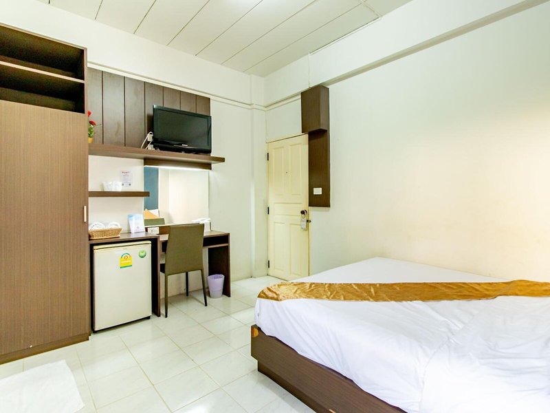 Riski Residence Bangkok-Noi 13