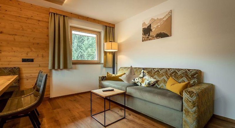 Hotel Garni Alpenland 1