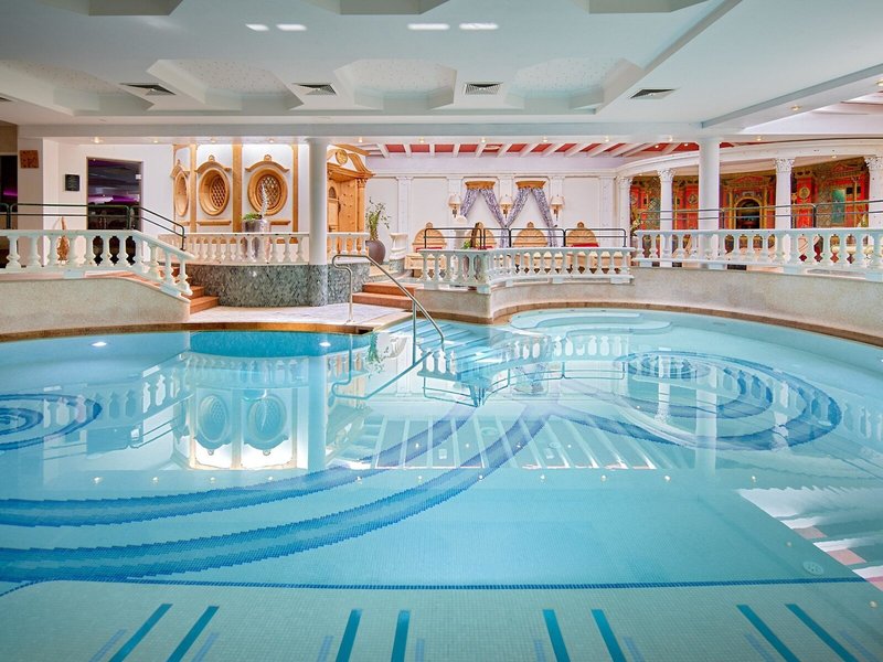 Neue Post Mayrhofen 15