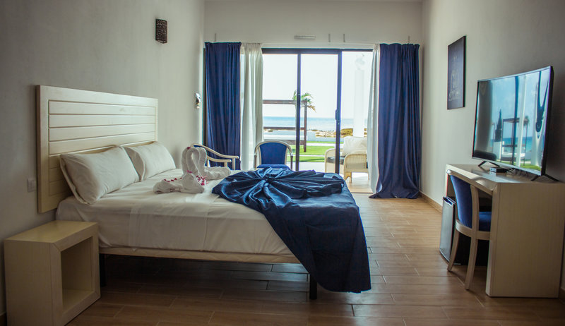 LIVVO Budha Beach 16