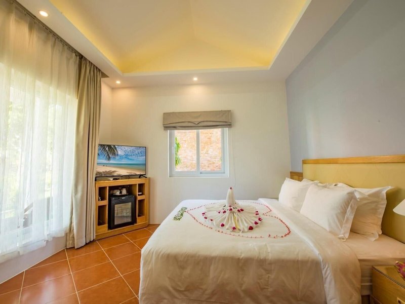 Famiana Green Villa 23