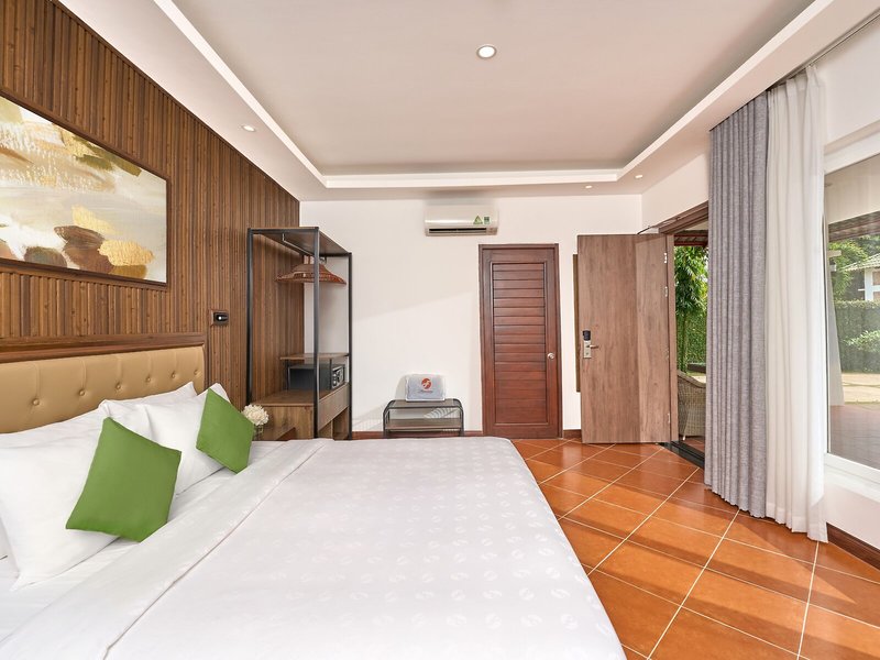 Famiana Green Villa 29