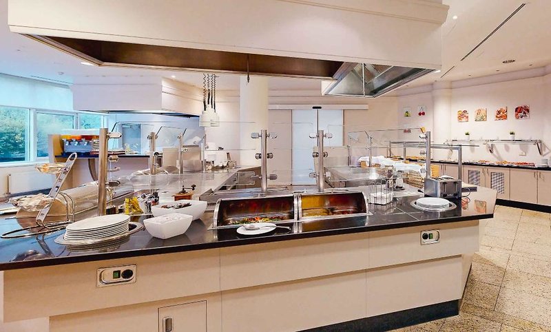 Hilton Garden Inn Vienna South 16