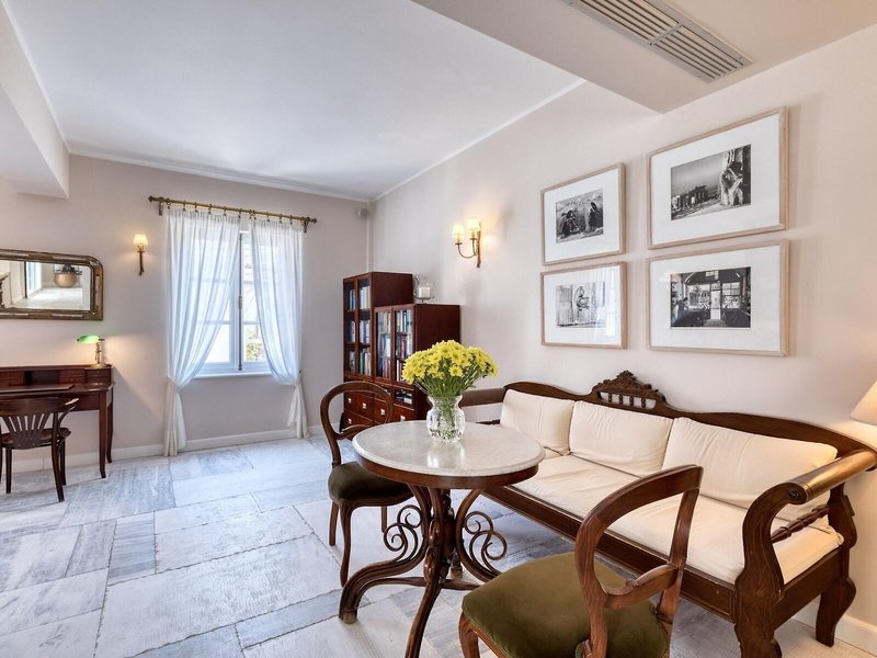 Leto Hotel Hydra 25