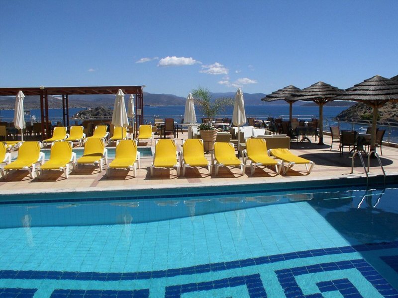 John & George 13 - Outdoor Pool