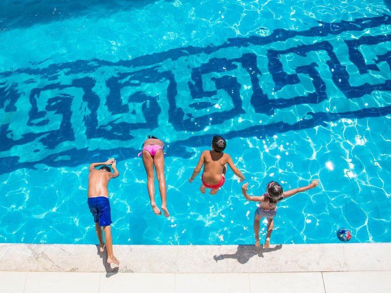 John & George 16 - Outdoor Pool