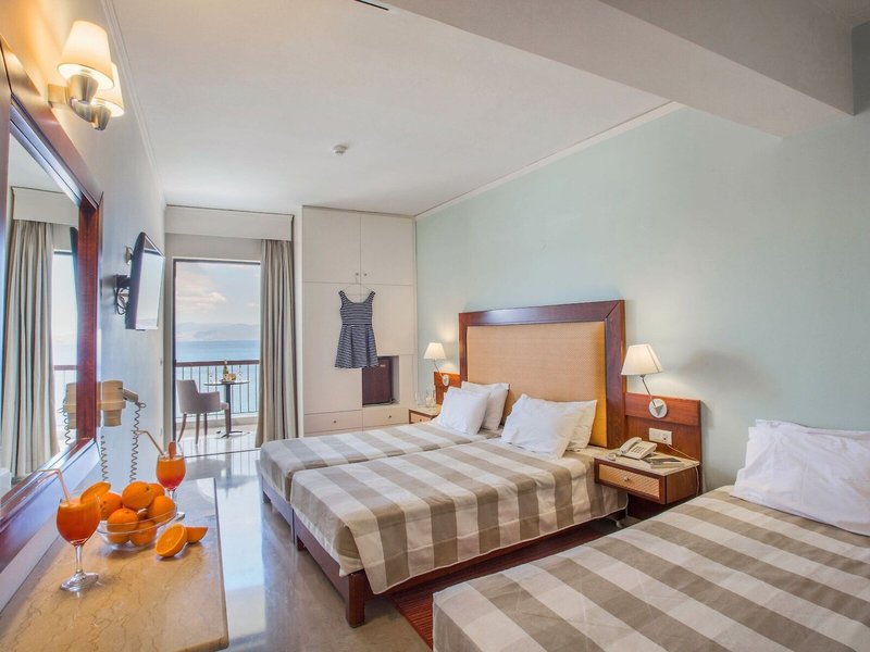 John & George 38 - Room Example