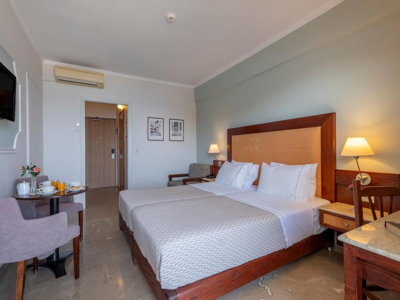 John & George 45 - Room Example