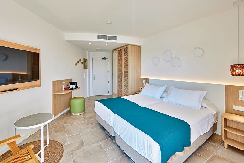 Universal Hotel Aquamarin 5