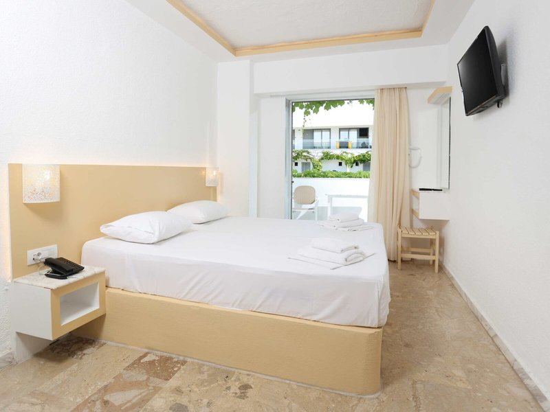 Olympic Kosmas Hotel 12