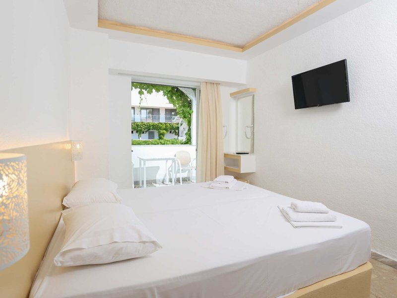 Olympic Kosmas Hotel 13