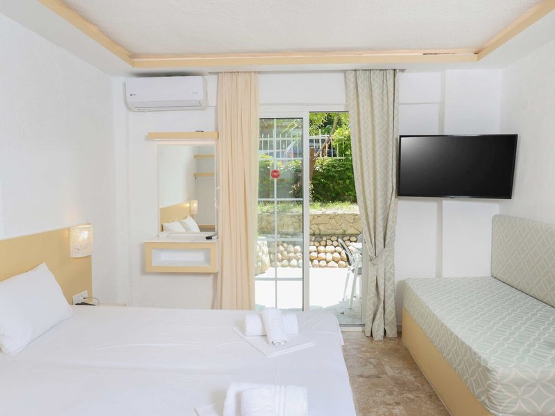 Olympic Kosmas Hotel 26