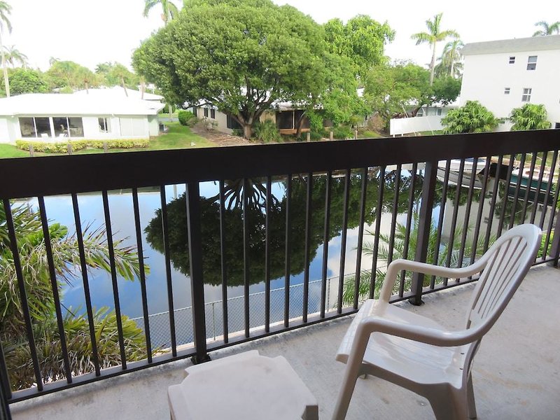Surf Rider Resort