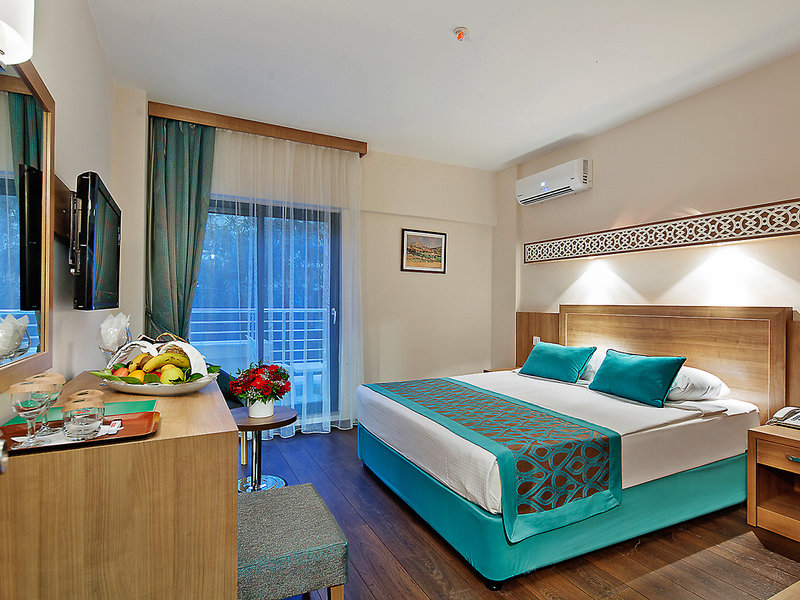 Meryan Hotel 8