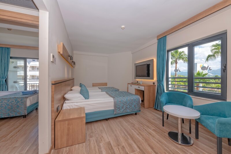 Meryan Hotel 23
