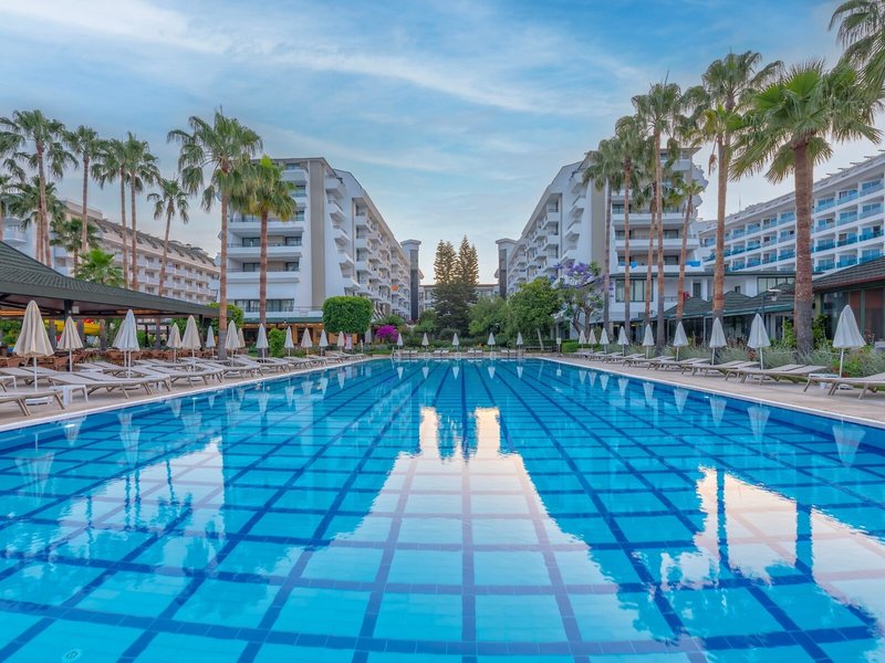 Meryan Hotel 6