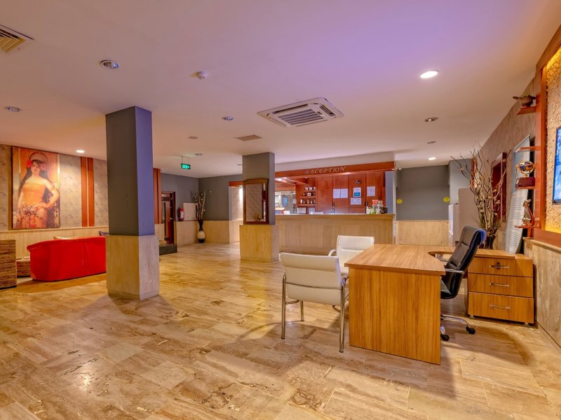 Meryan Hotel 38