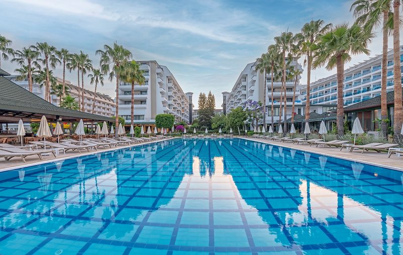 Meryan Hotel 9