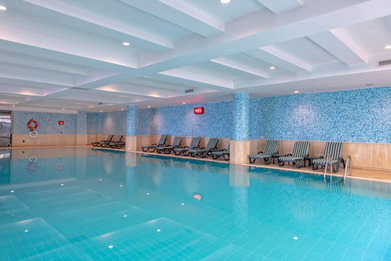 Meryan Hotel 48