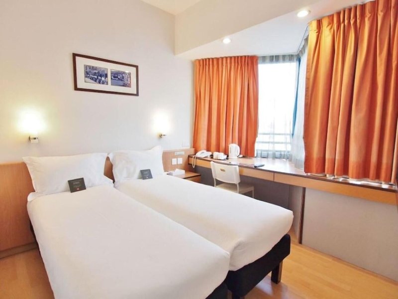 ibis Hong Kong North Point Hotel 19
