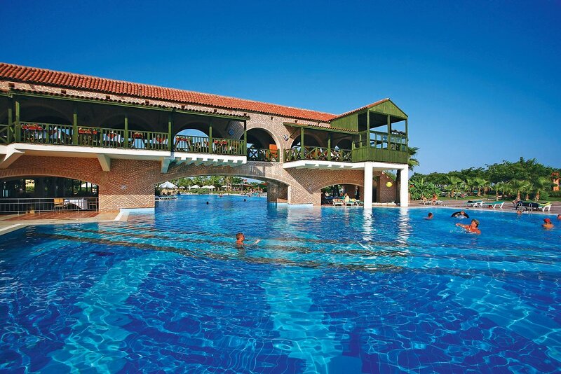 Limak Limra Resort & Hotel 32 - Outdoor Pool