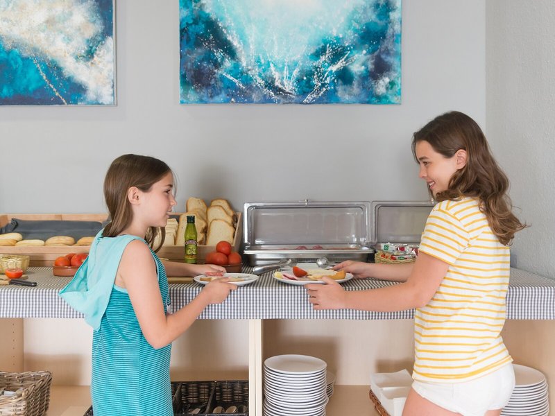 Nelva Resort & Hotels 25