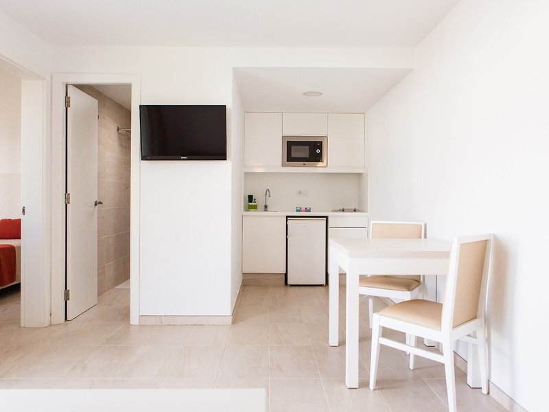 Menorcamar Holiday Apartments - Erwachsenenhotel 29
