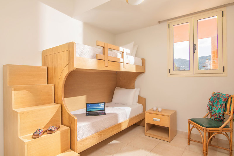 Pleasure Beach Hotel 4