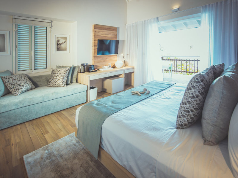 Carana Beach Hotel 14